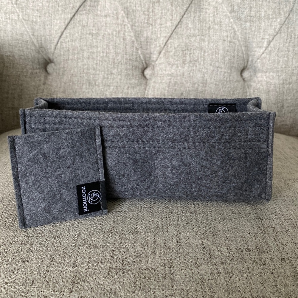 ⛔️SOLD⛔️ Zoomoni Purse Organizer